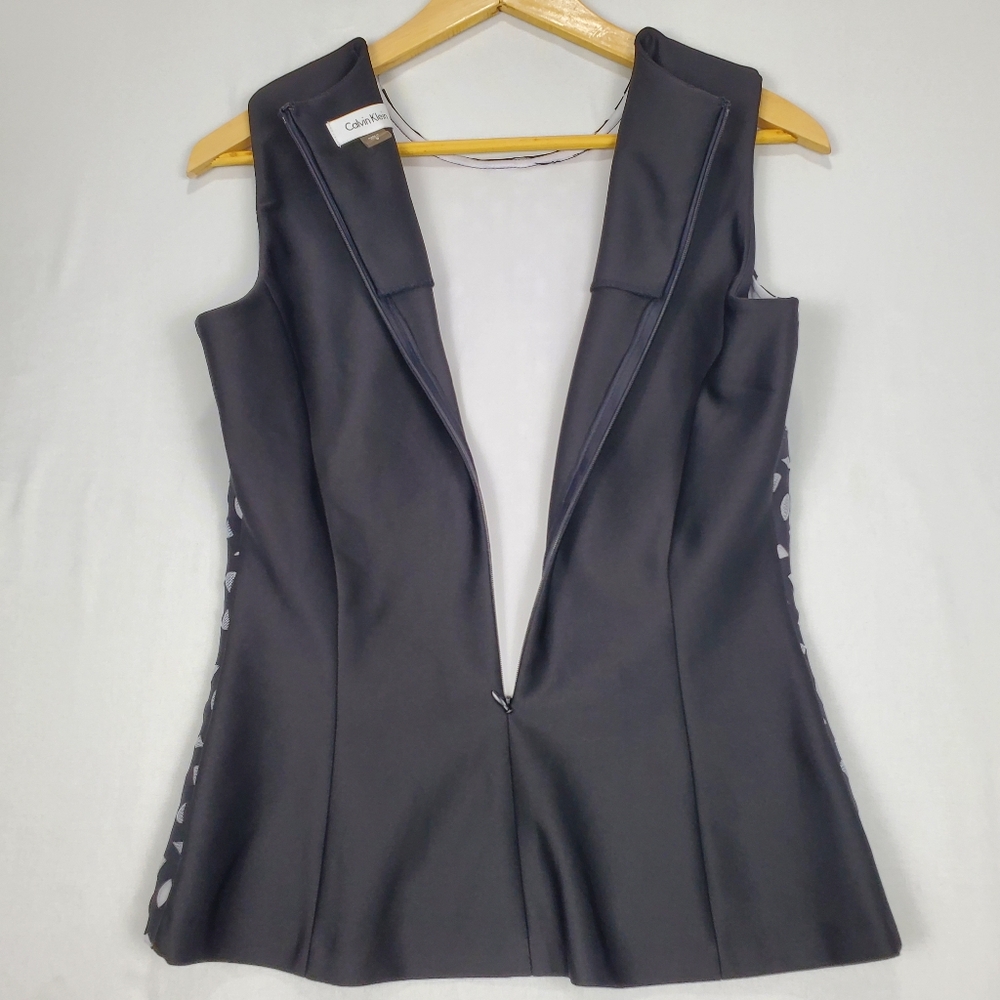 Calvin Klein Dressy Sleeveless Blouse with Tapered Waist Black / Gray Size Small - Picture 11 of 11